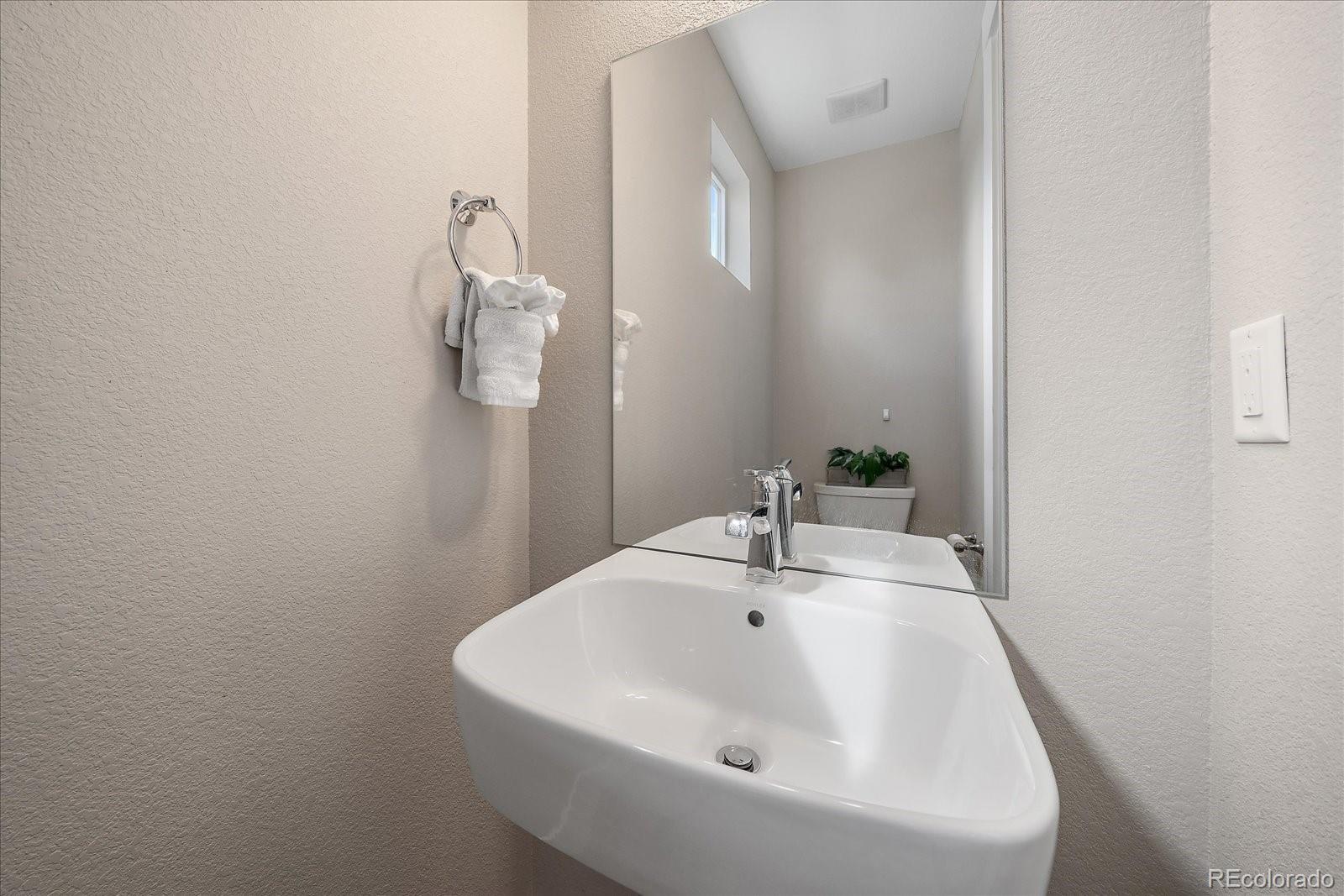 6005 Benton Street Arvada CO 80003