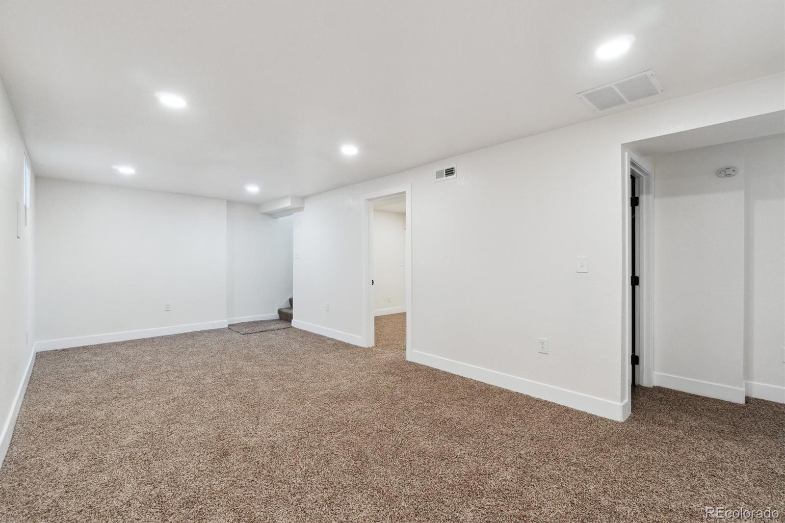 2840 Cottonwood Drive Denver CO 80221