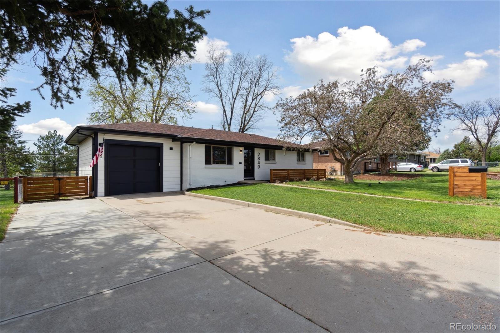 2840 Cottonwood Drive Denver CO 80221