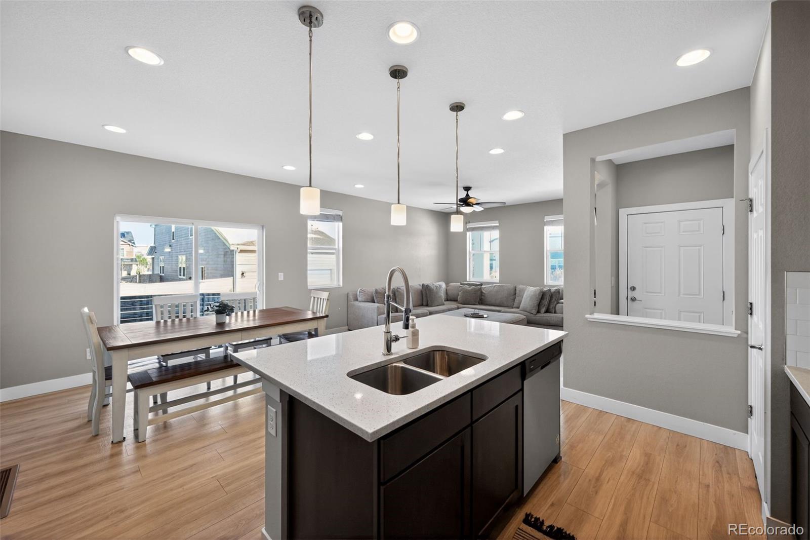 4785 N Kittredge Street Denver CO 80239