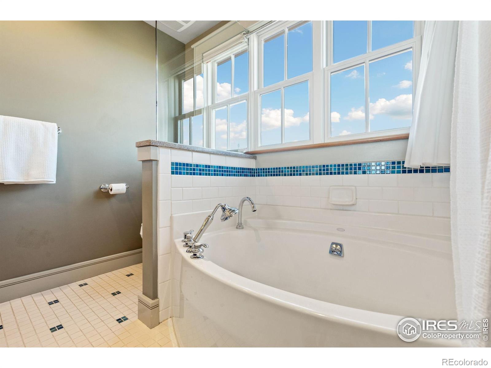 14754 Creekside Lane Longmont CO 80503