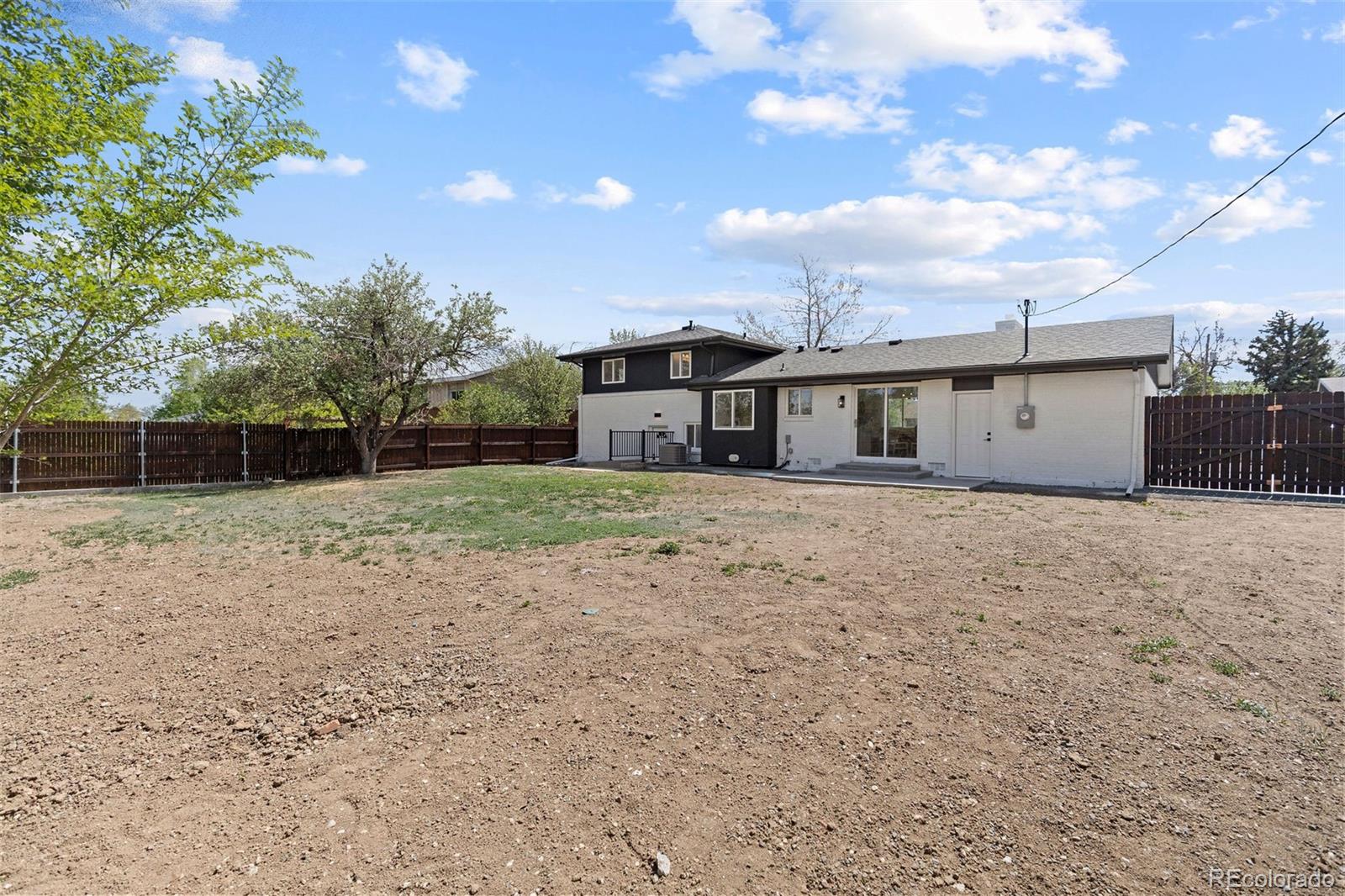 1423 W 103rd Place Northglenn CO 80260