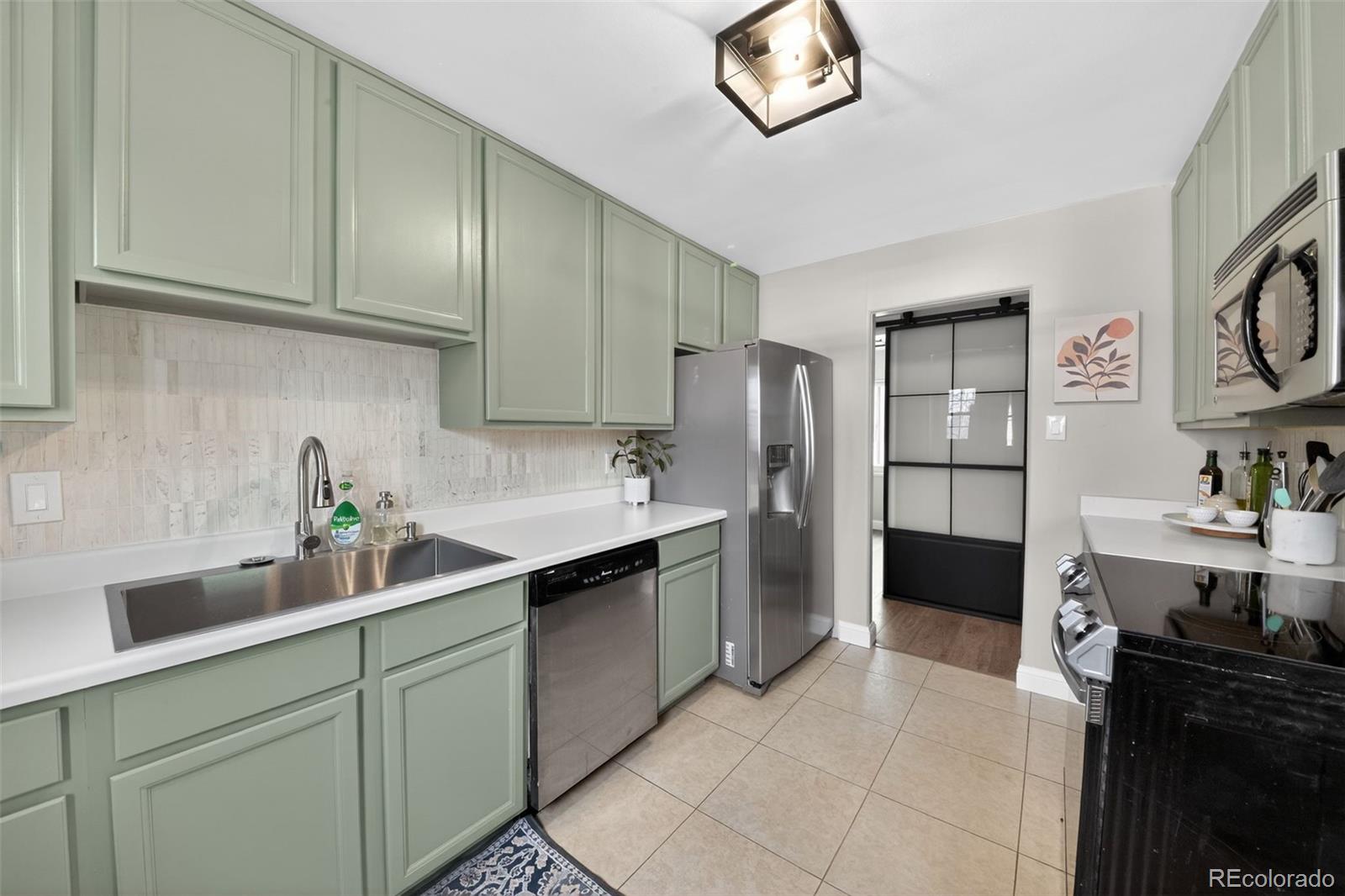 9095 W Mississippi Avenue Lakewood CO 80226