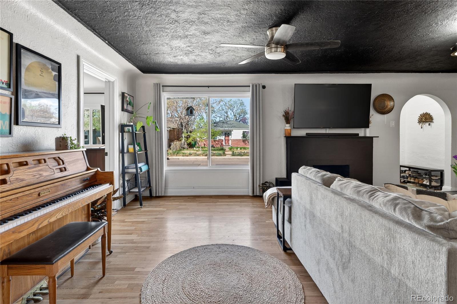 2720 S Logan Street Englewood CO 80113
