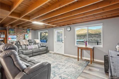 371 Holiday Hills Drive Howard CO 81233