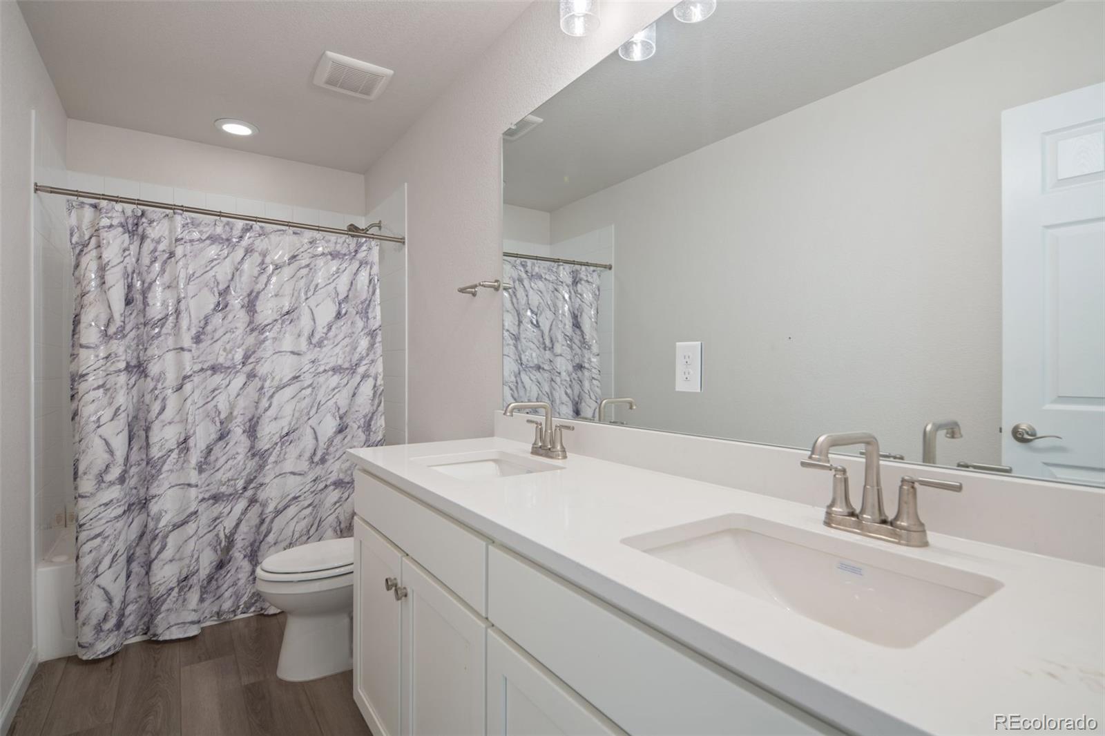 3888 Grand Baker Street Aurora CO 80019