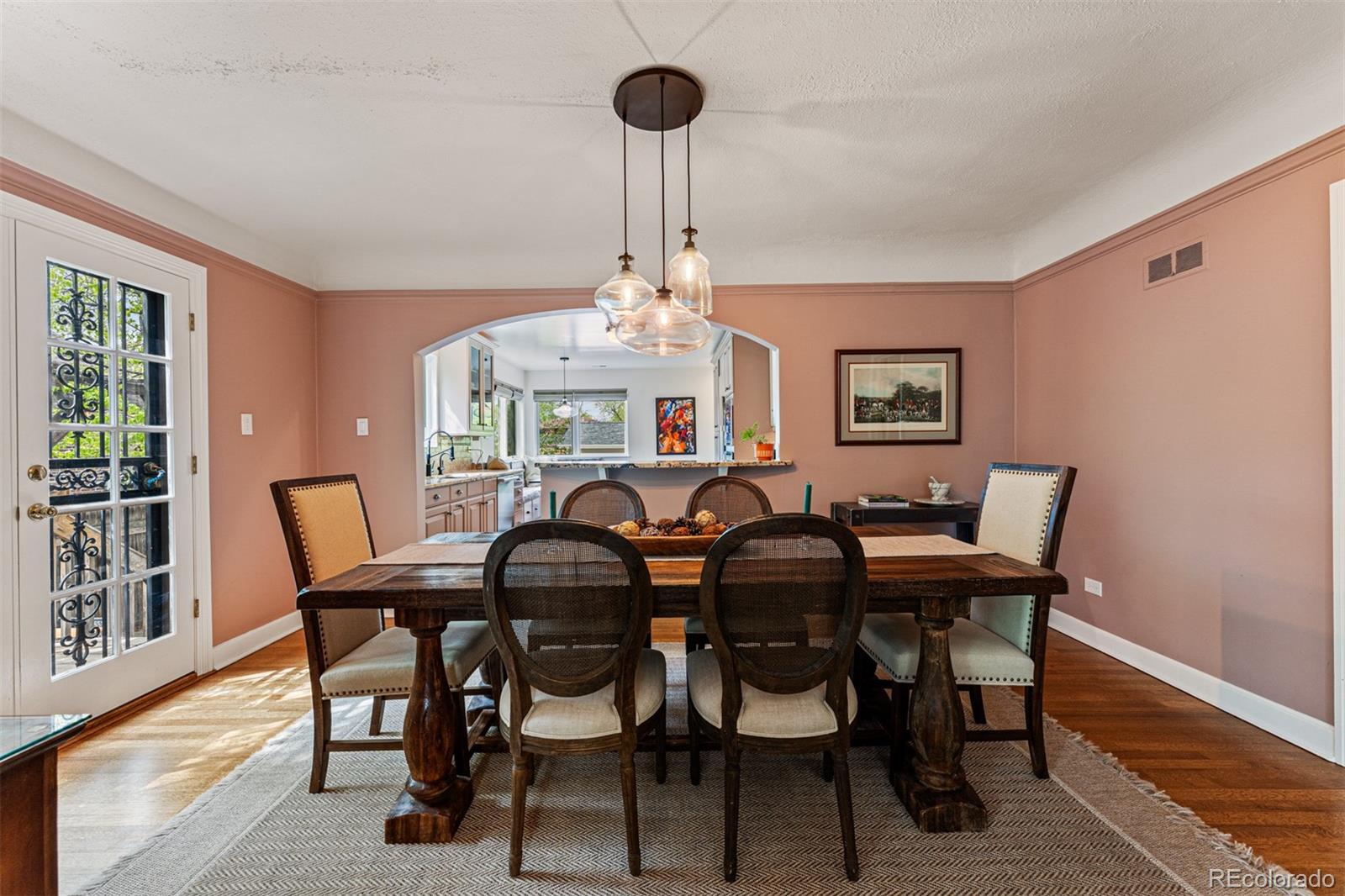 6125 E 6th Avenue Parkway, Denver CO 1744797 Porchlight Real Estate