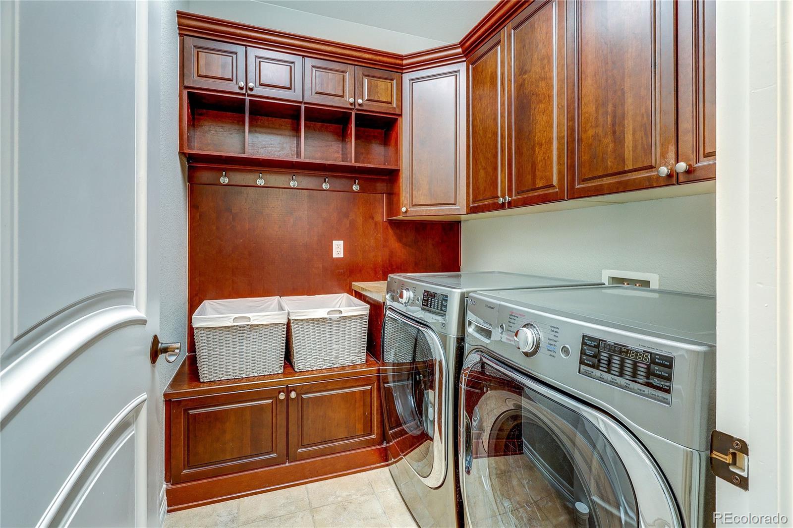 9591 Sunset Hill Drive Lone Tree CO 80124