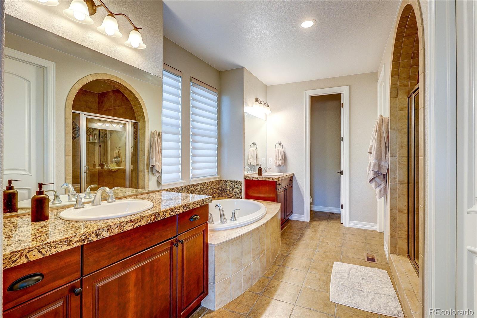 9591 Sunset Hill Drive Lone Tree CO 80124