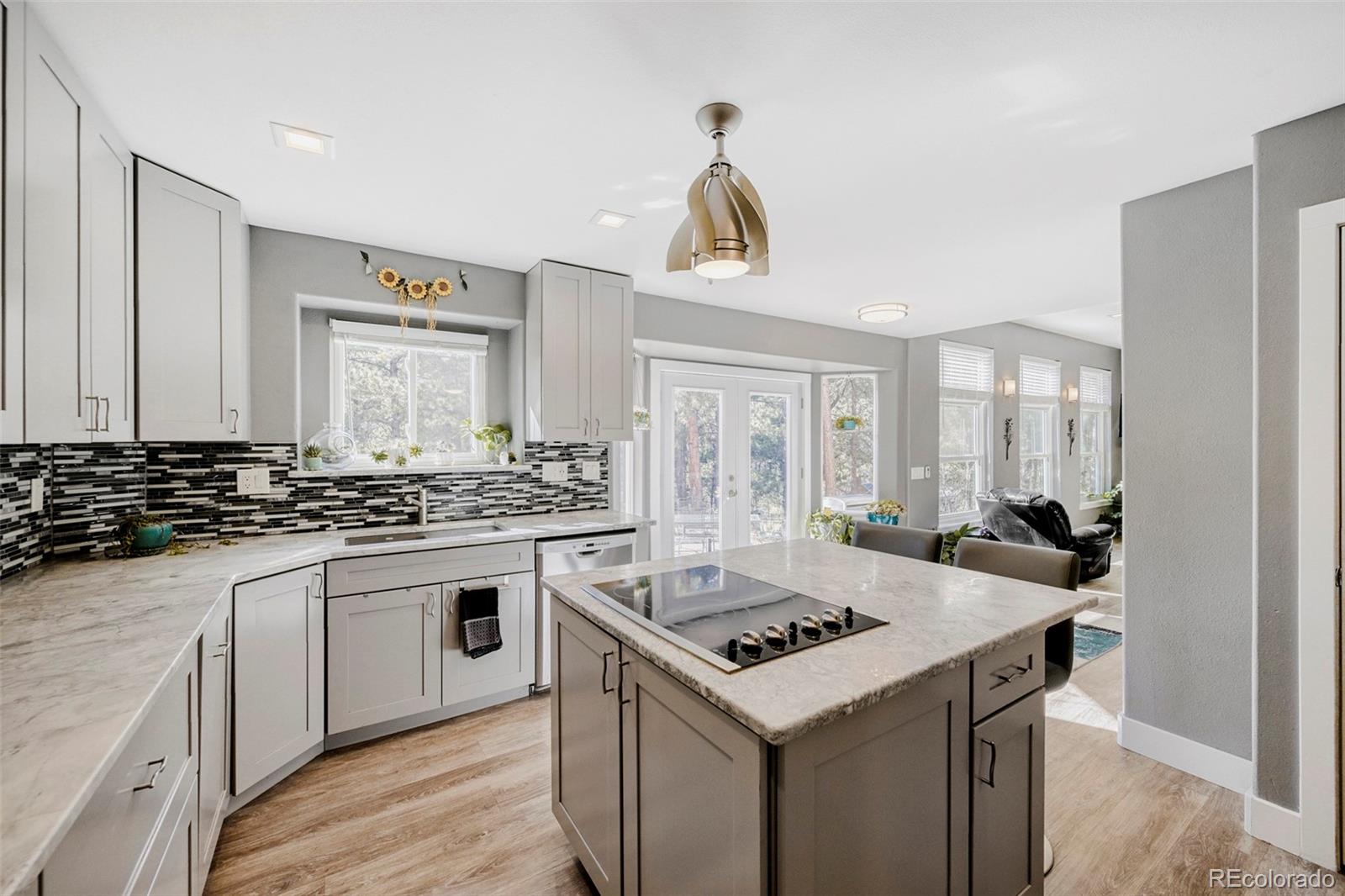3392 Estates Circle Larkspur CO 80118