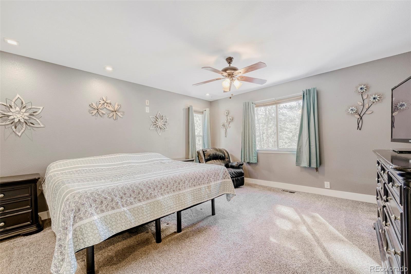 3392 Estates Circle Larkspur CO 80118