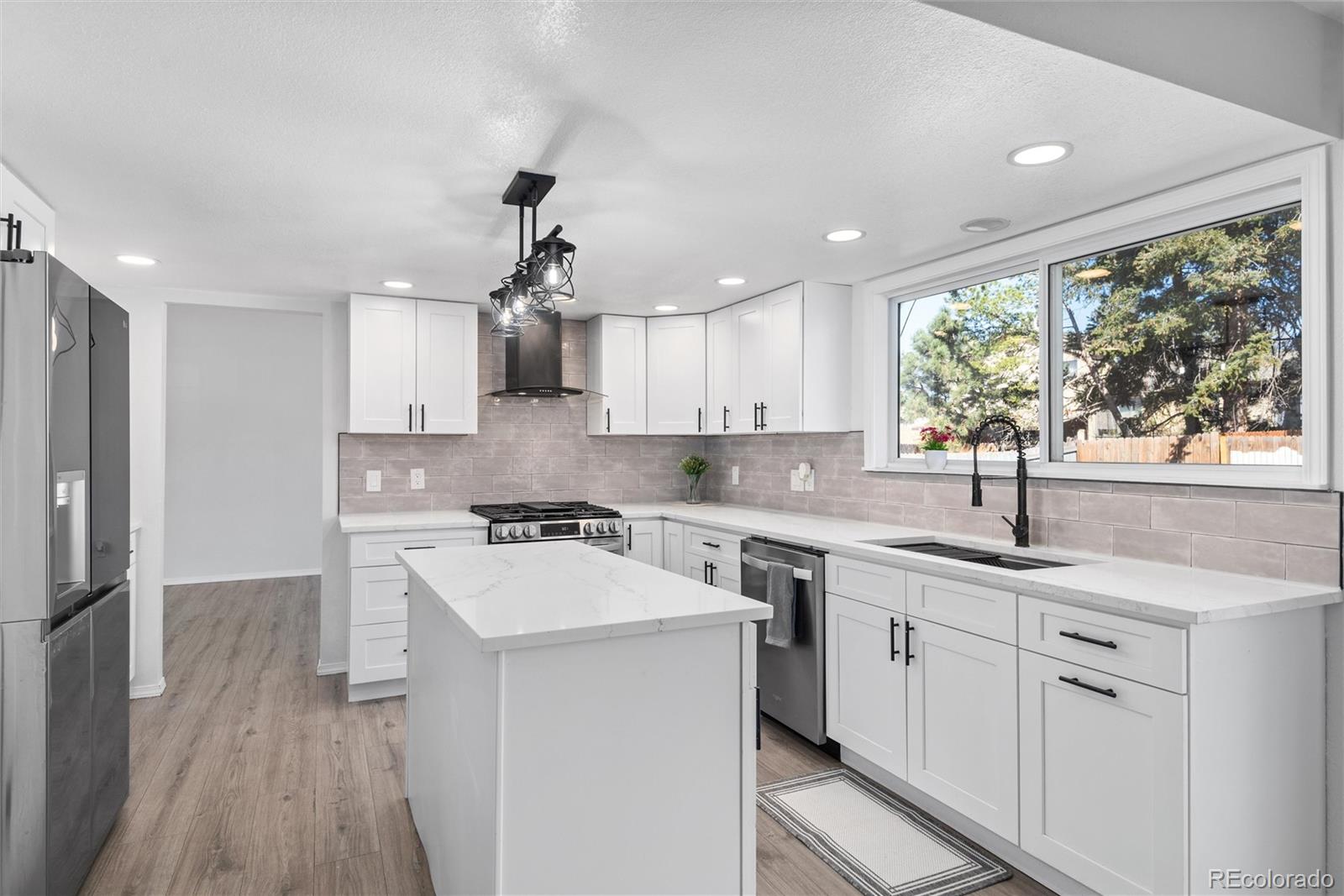 2042 S Moline Way Aurora CO 80014