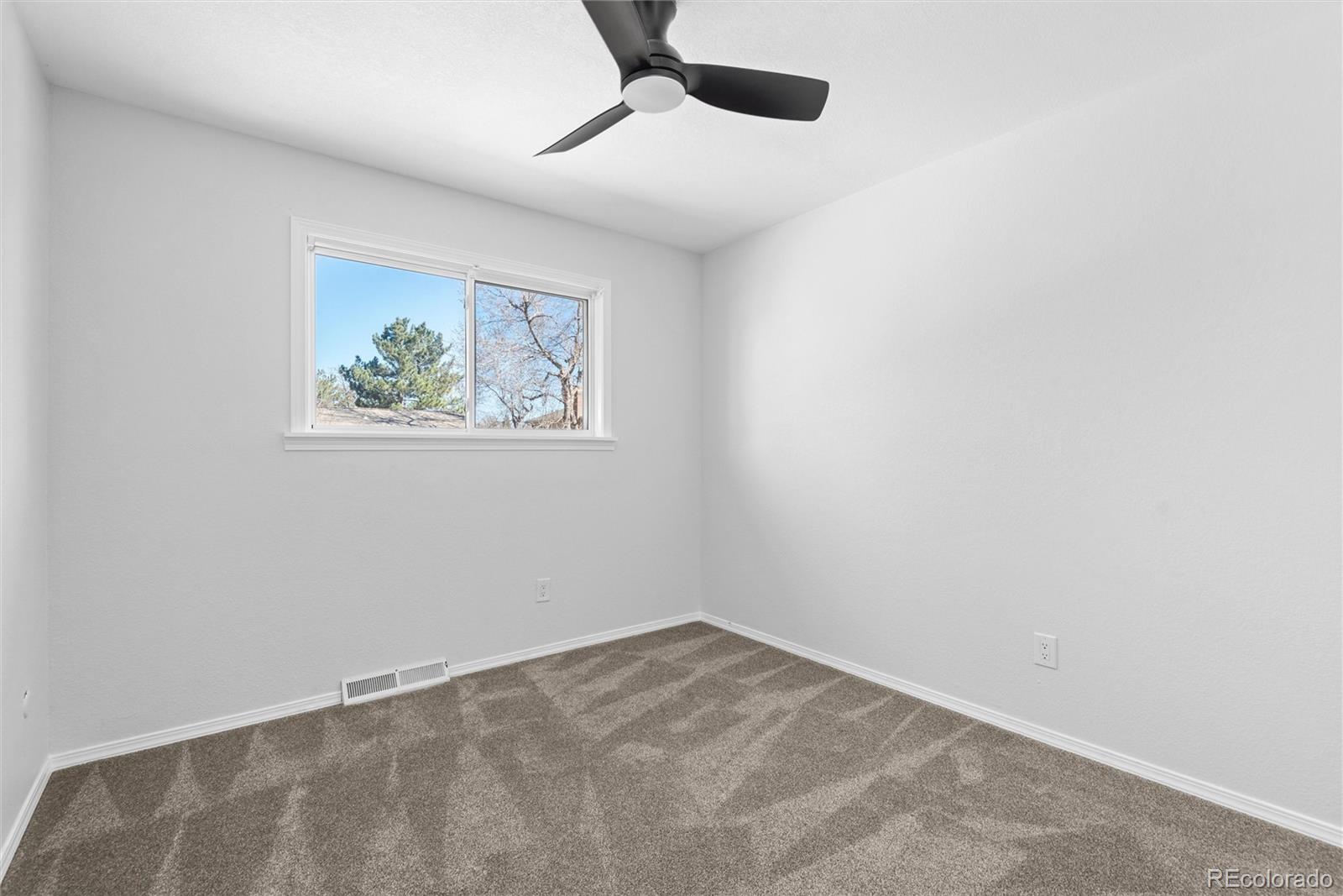 2042 S Moline Way Aurora CO 80014