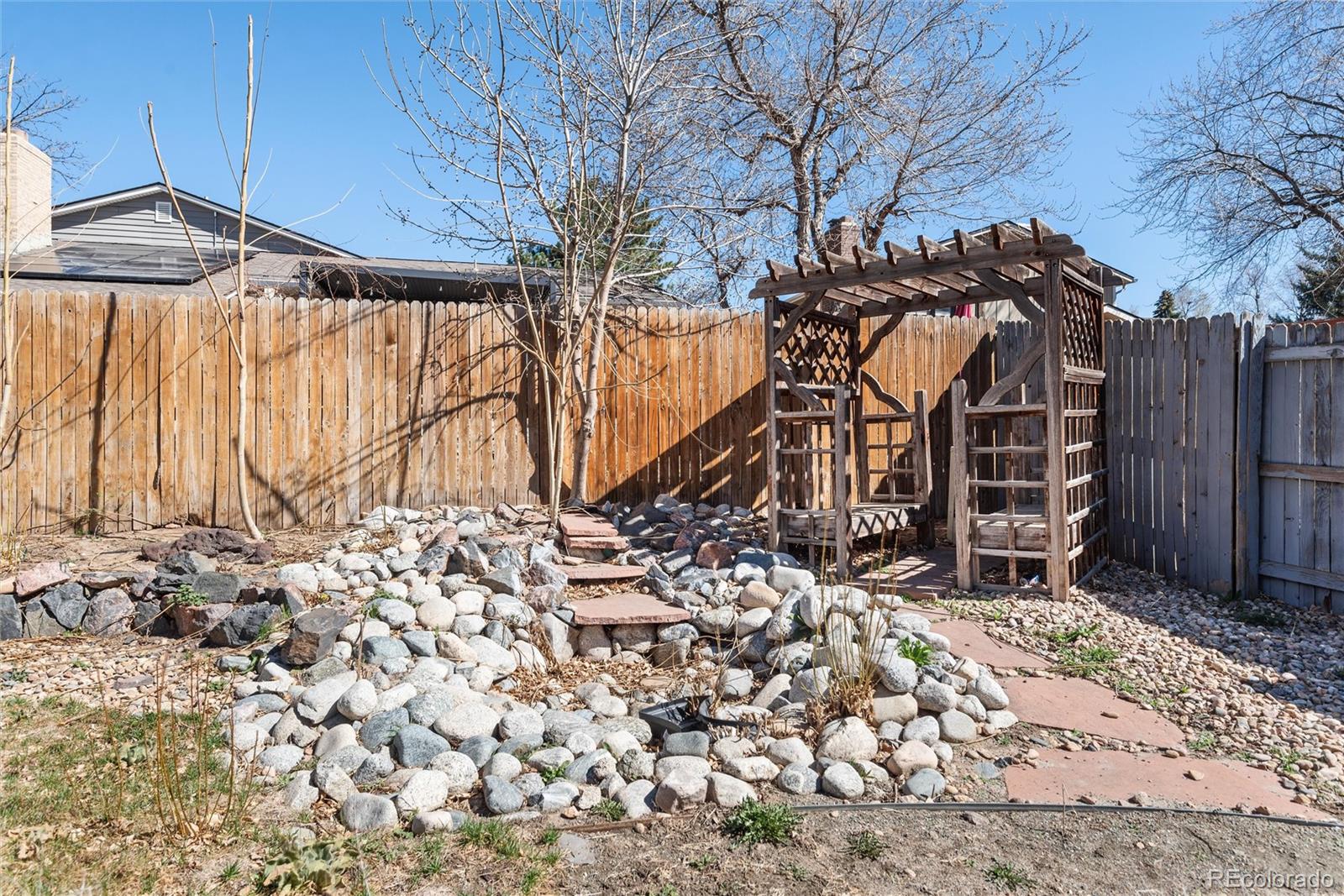 2042 S Moline Way Aurora CO 80014