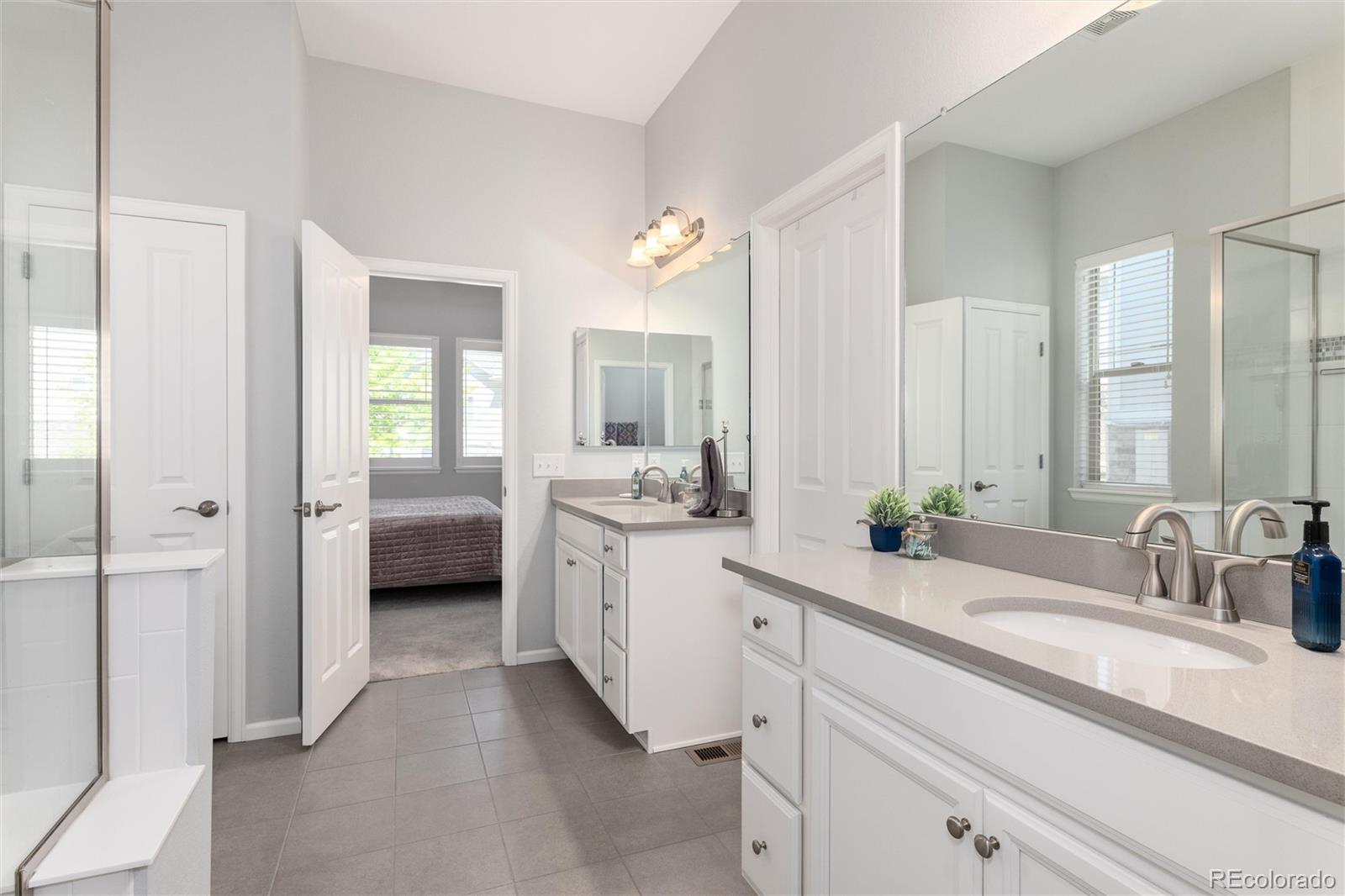 6807 S Riverwood Way Aurora CO 80016