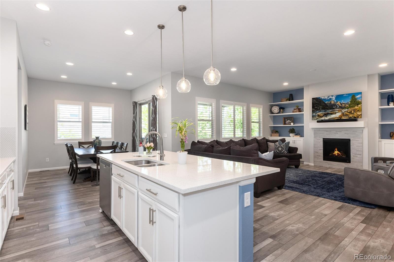 6807 S Riverwood Way Aurora CO 80016