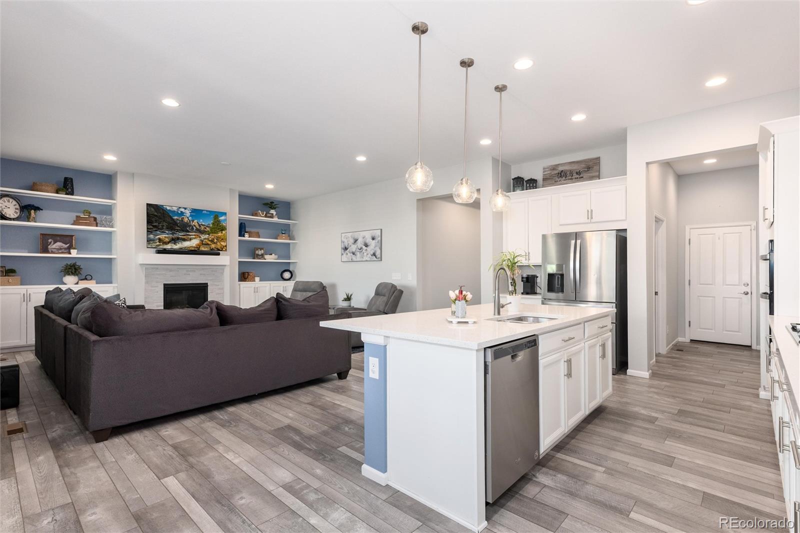 6807 S Riverwood Way Aurora CO 80016