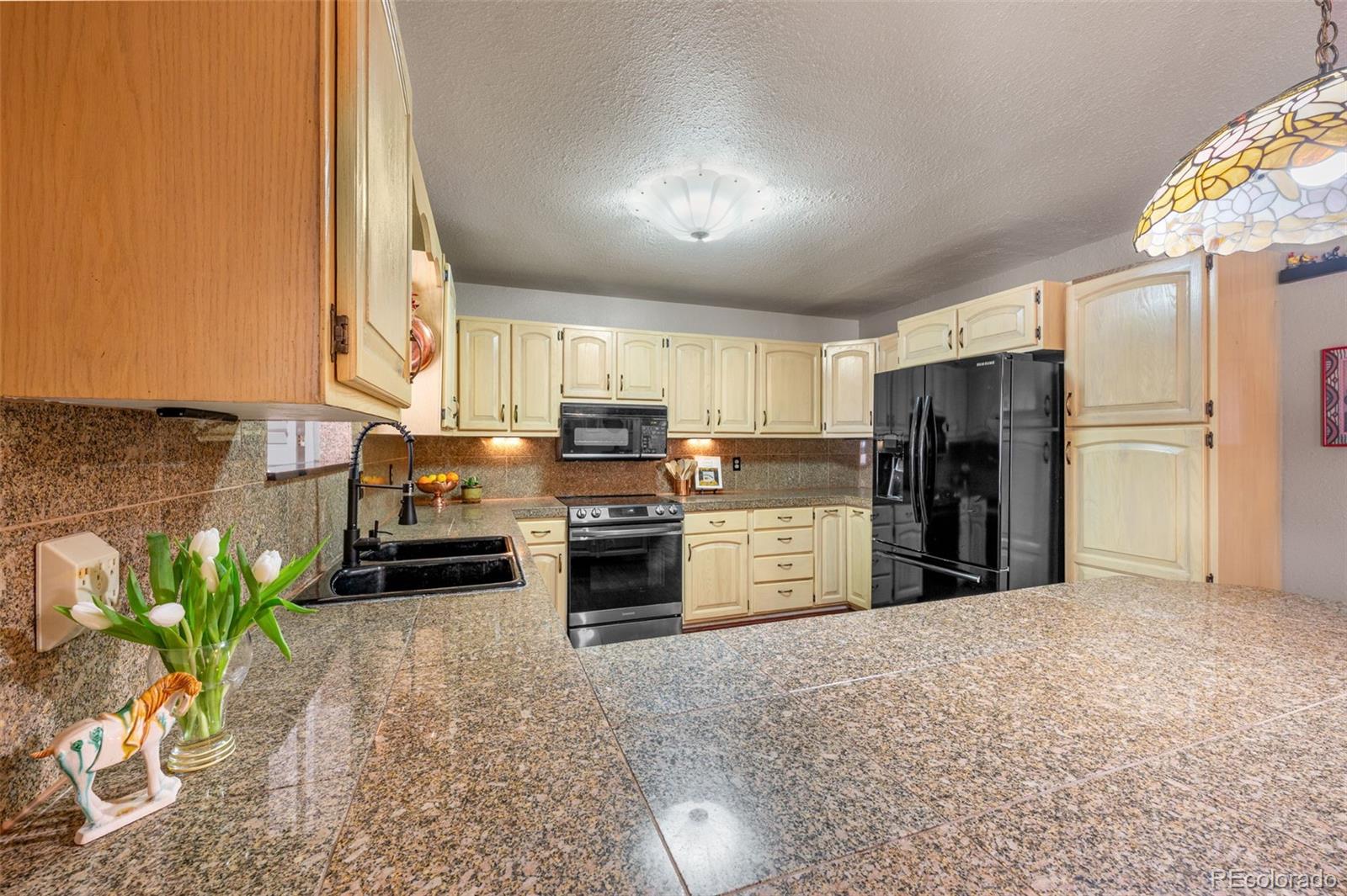 6263 Laodicea Road Longmont CO 80503
