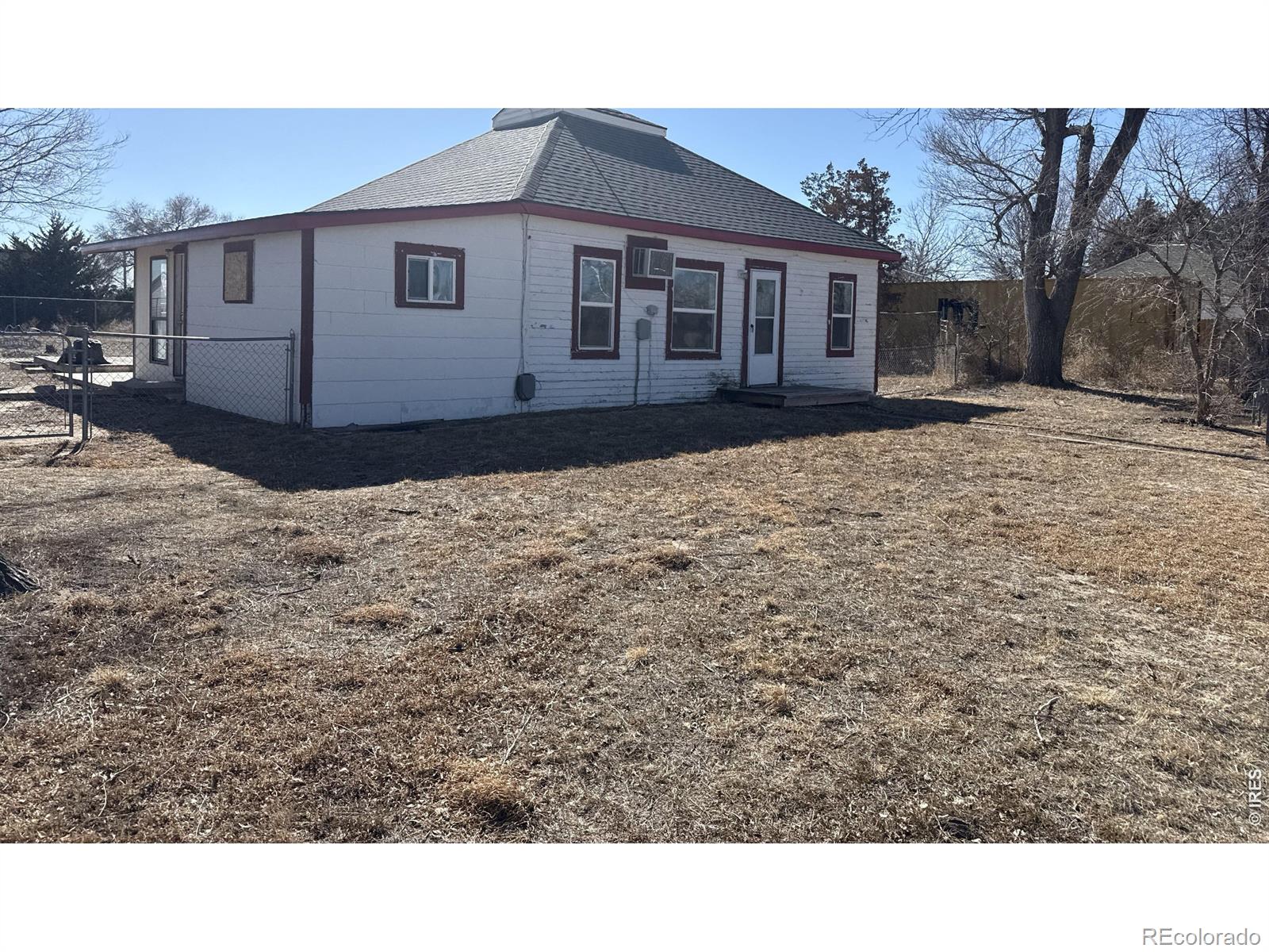 306 E Curtis Street Eckley CO 80727