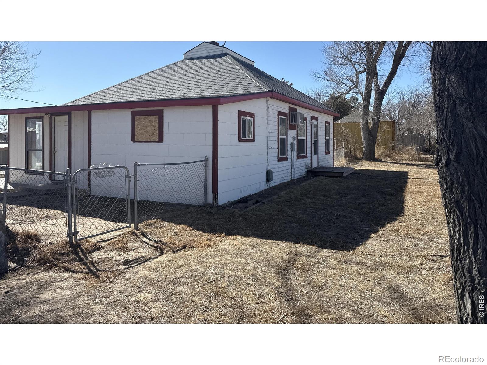 306 E Curtis Street Eckley CO 80727