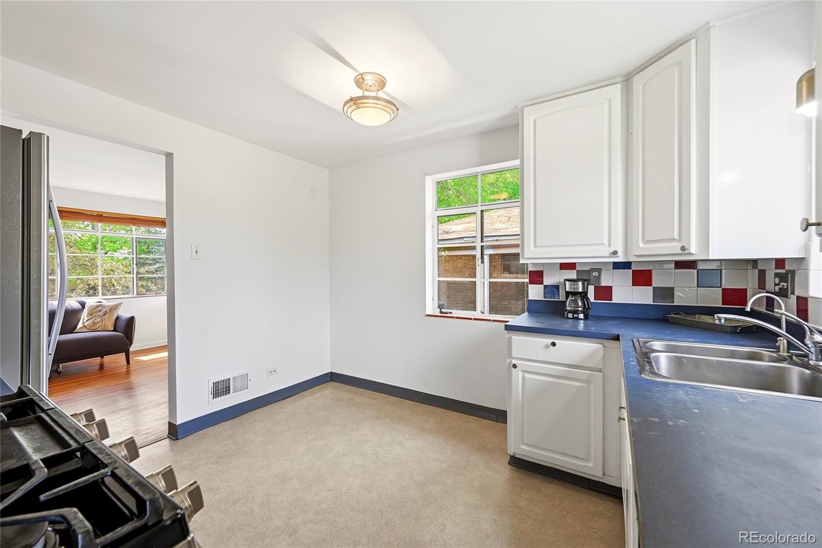 332 S Leyden Street Denver CO 80224