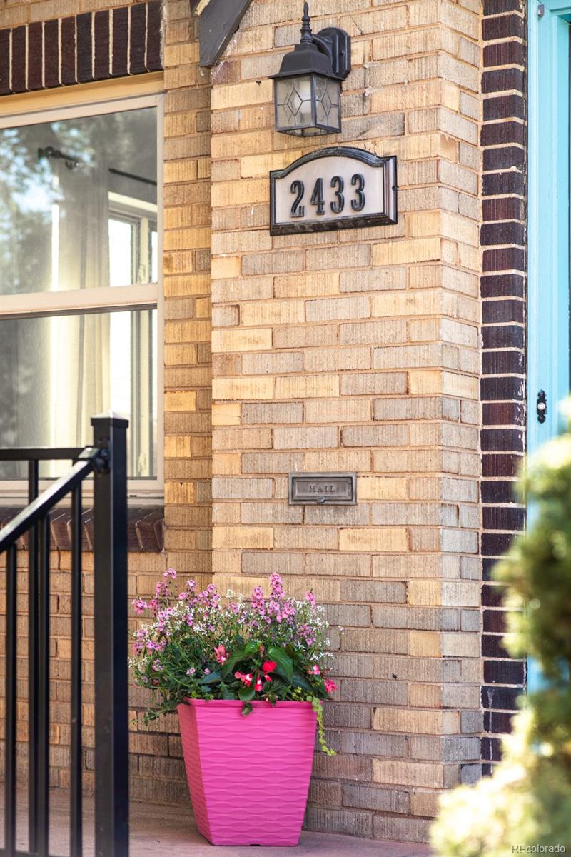 2433 N Irving Street Denver CO 80211