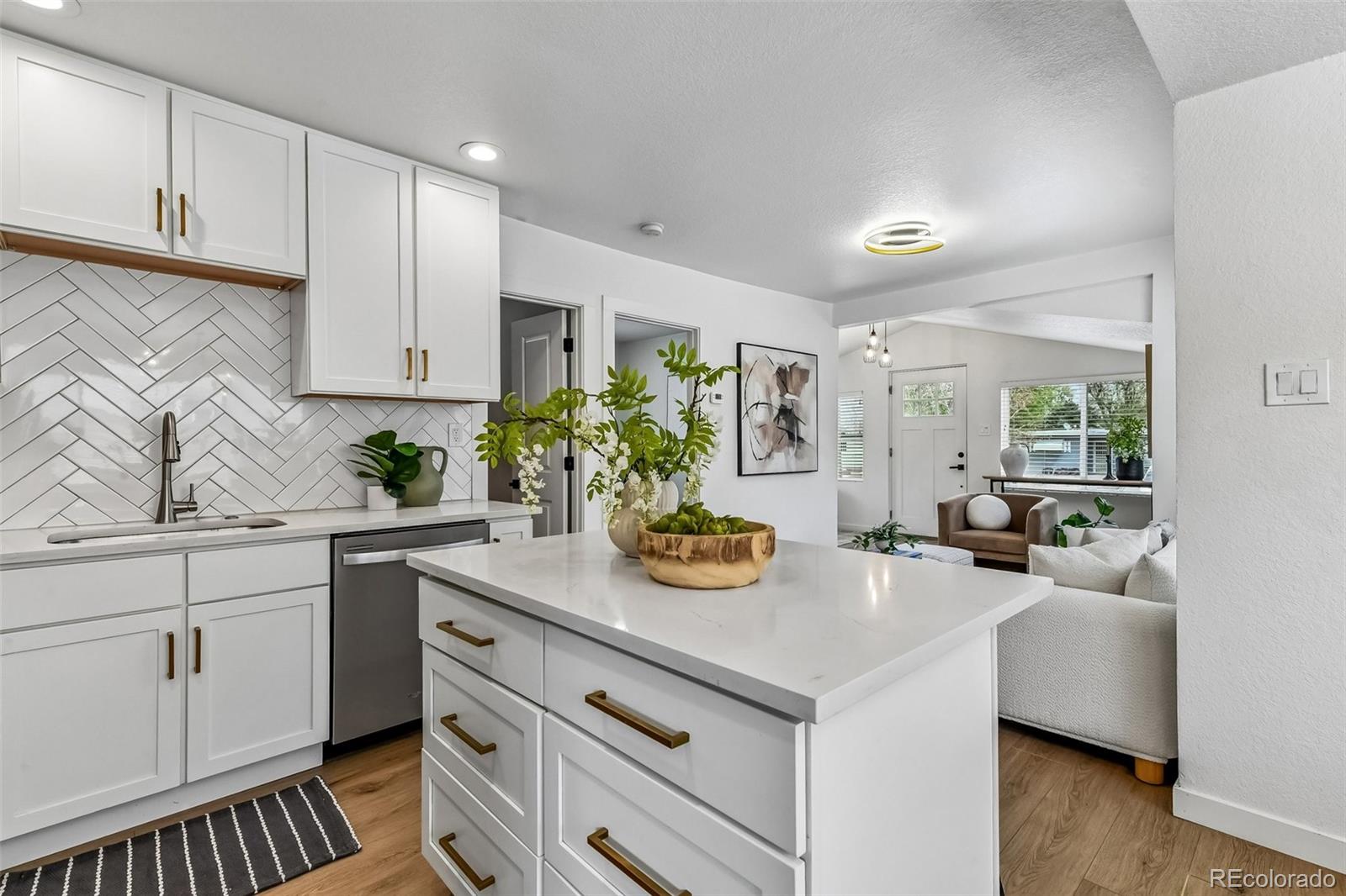 129 King Street Denver CO 80219