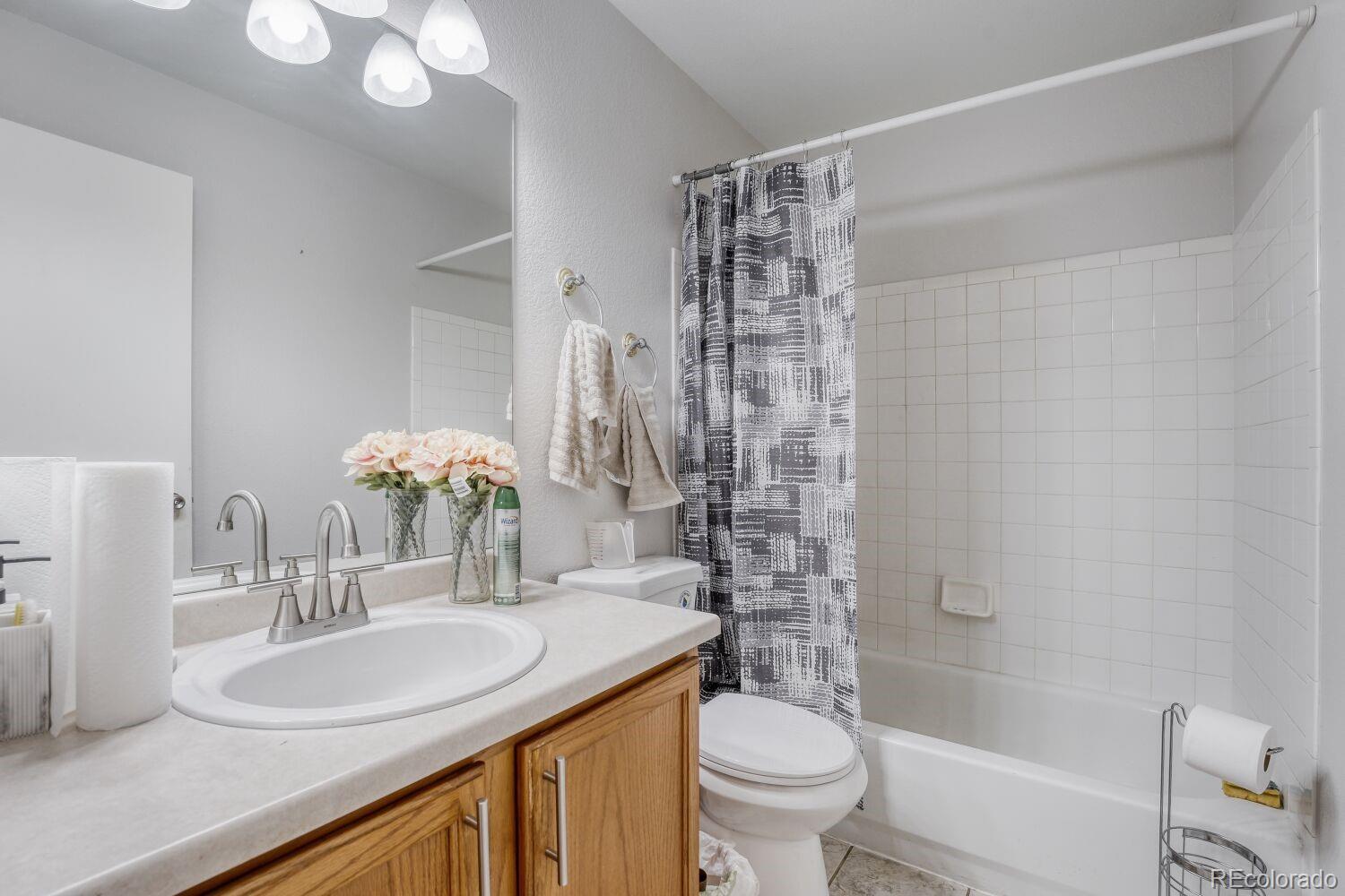 18946 E 22nd Place Aurora CO 80011