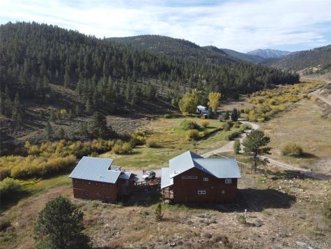 1053 & 1055 County Road 200 Poncha Springs CO 81242