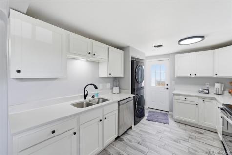 5315 W Shirley Place Lakewood CO 80232