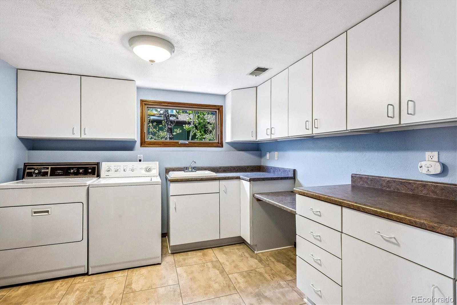 7715 S Forest Street Centennial CO 80122