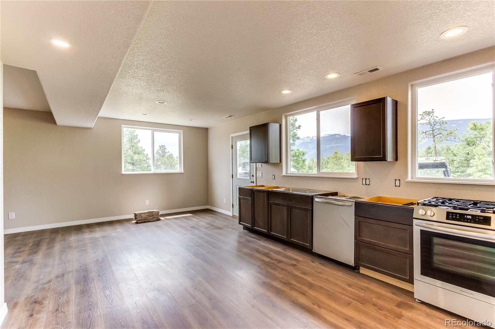 8834 Deiffendeffer Road Rye CO 81069