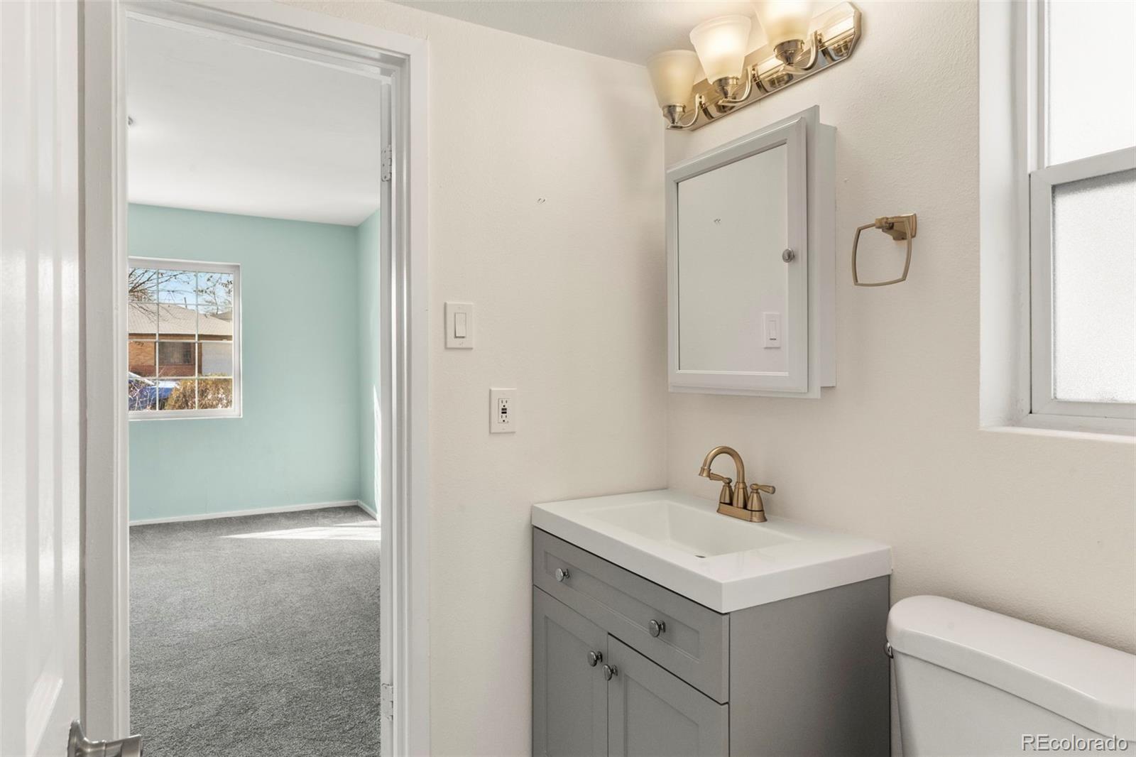 778 Troy Court Aurora CO 80011