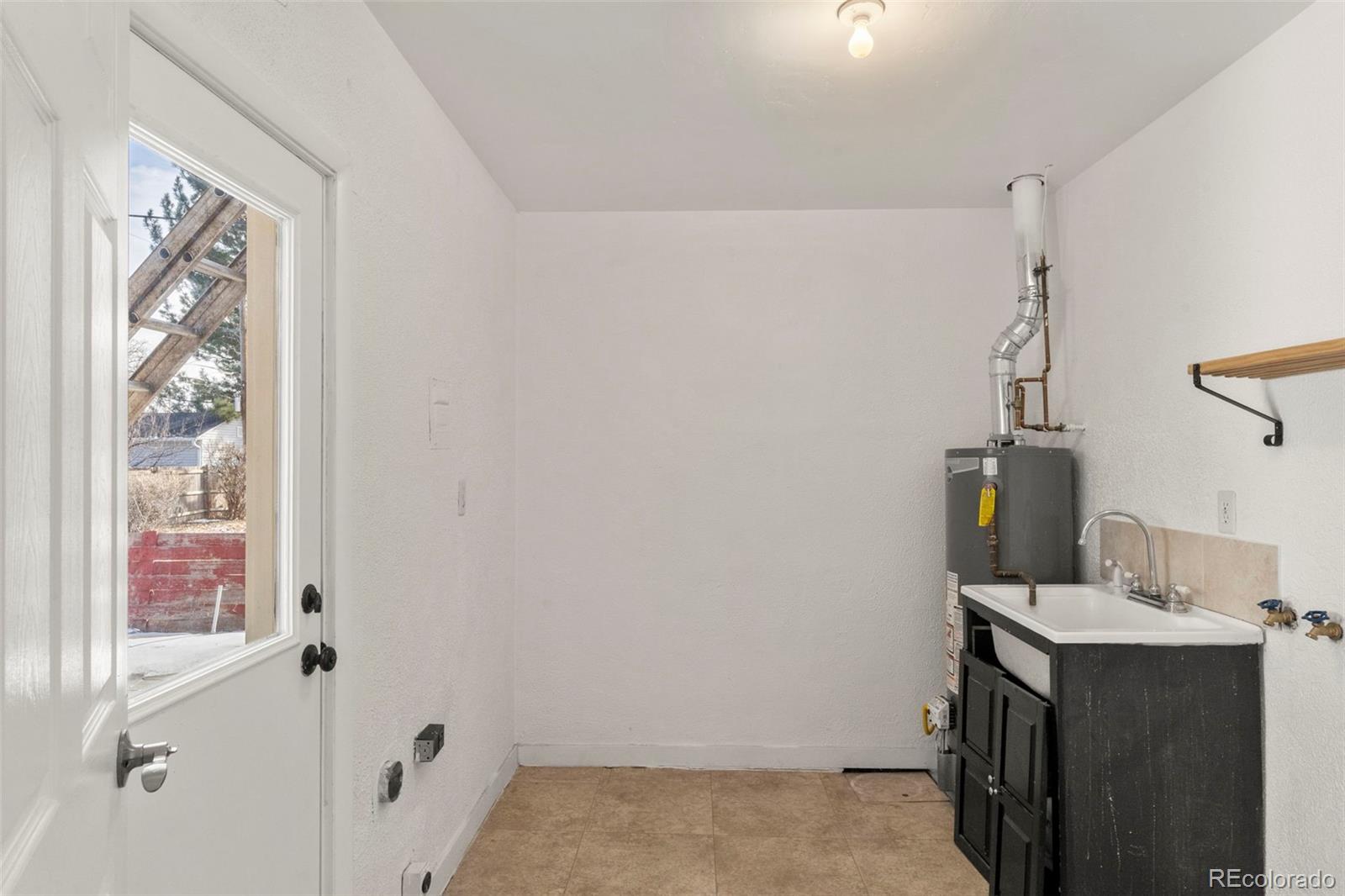 778 Troy Court Aurora CO 80011