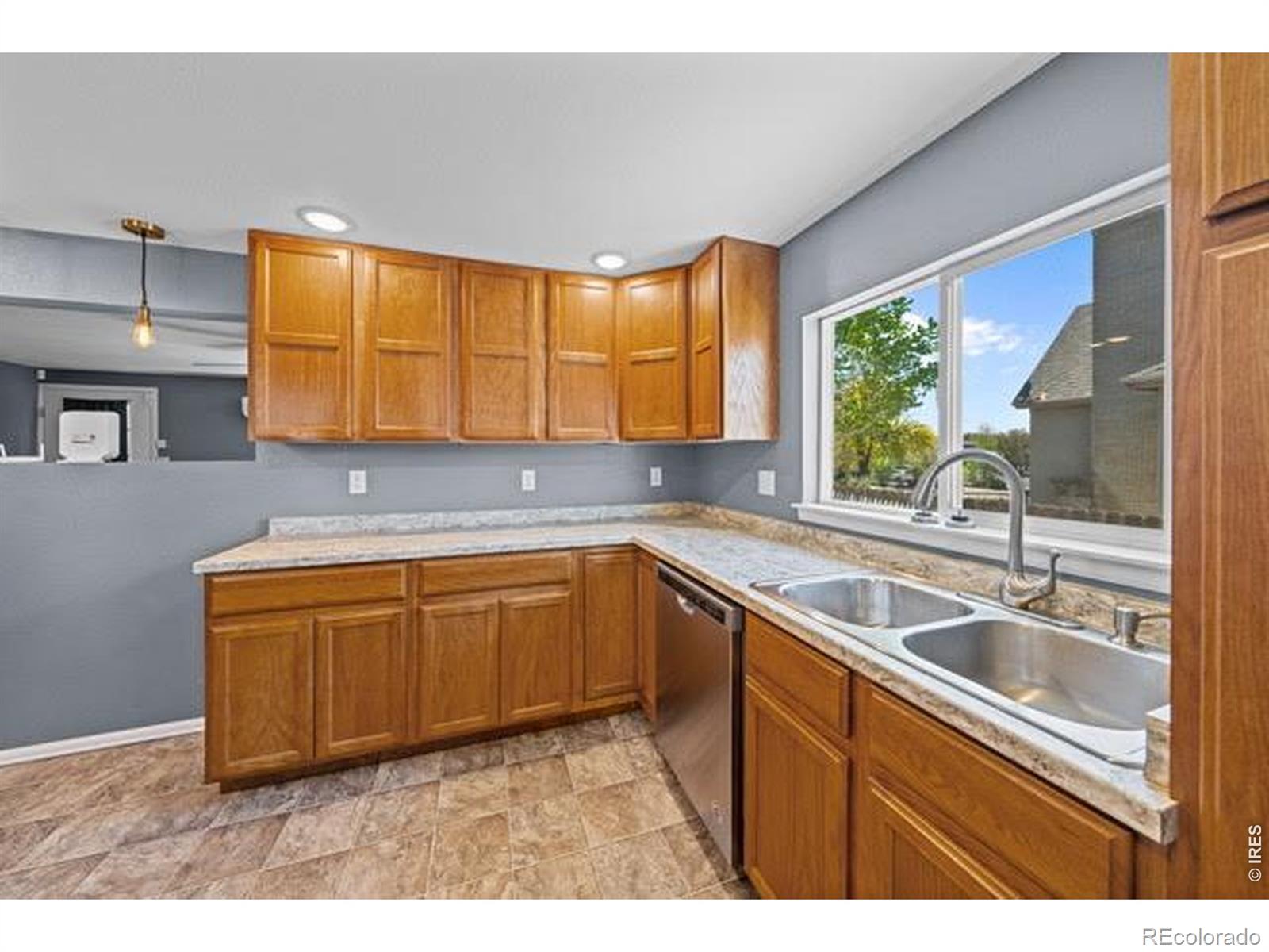 2437 W 9th Street Greeley CO 80634