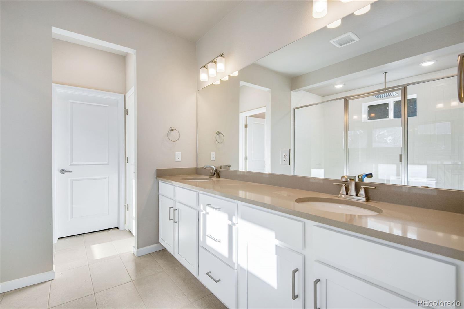 8572 Eckley Street Littleton CO 80125