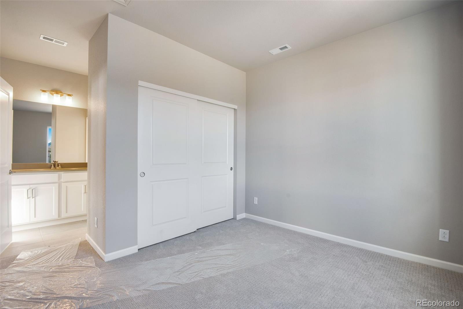 8572 Eckley Street Littleton CO 80125