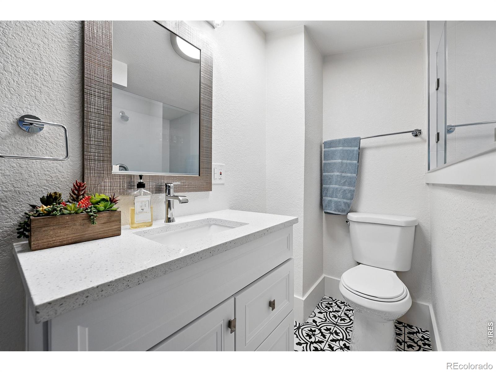 203 N Jefferson Avenue Loveland CO 80537