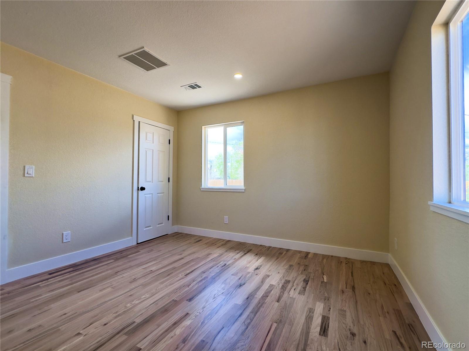 8071 Jasmine Street Dupont CO 80024