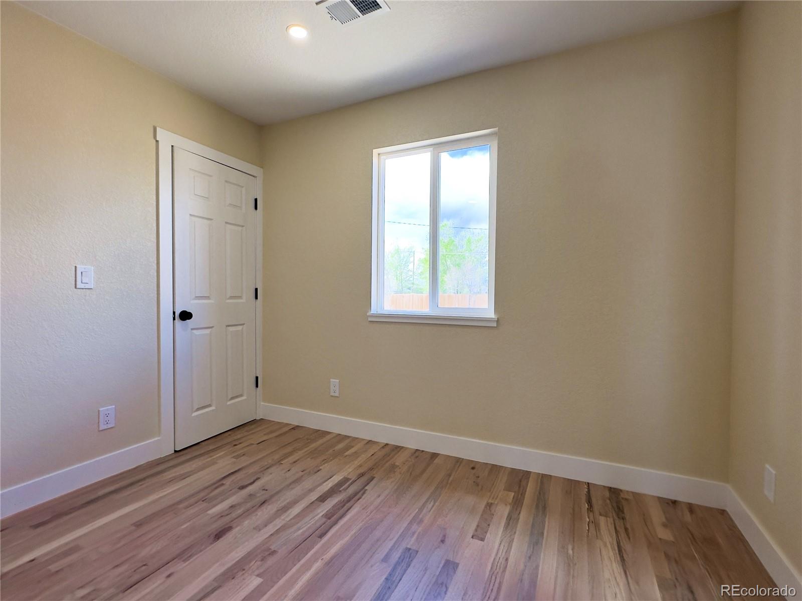 8071 Jasmine Street Dupont CO 80024