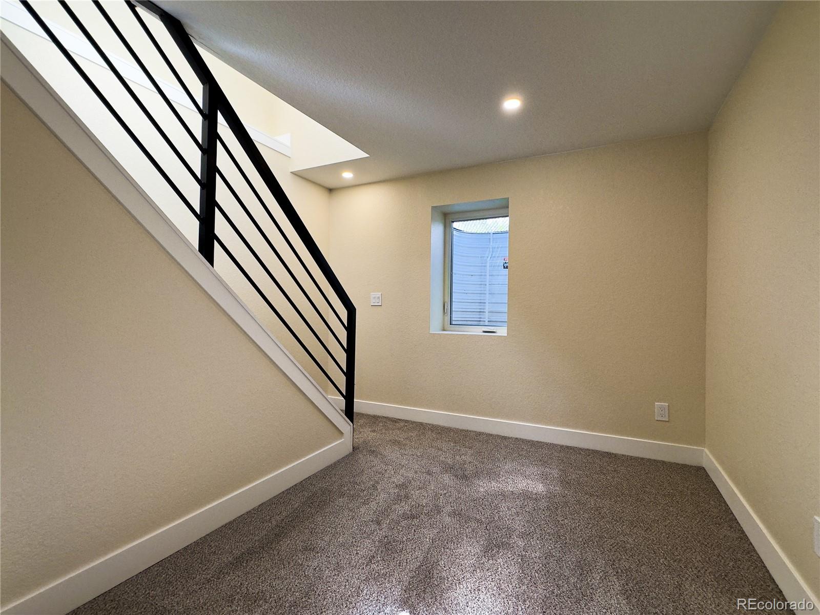 8071 Jasmine Street Dupont CO 80024