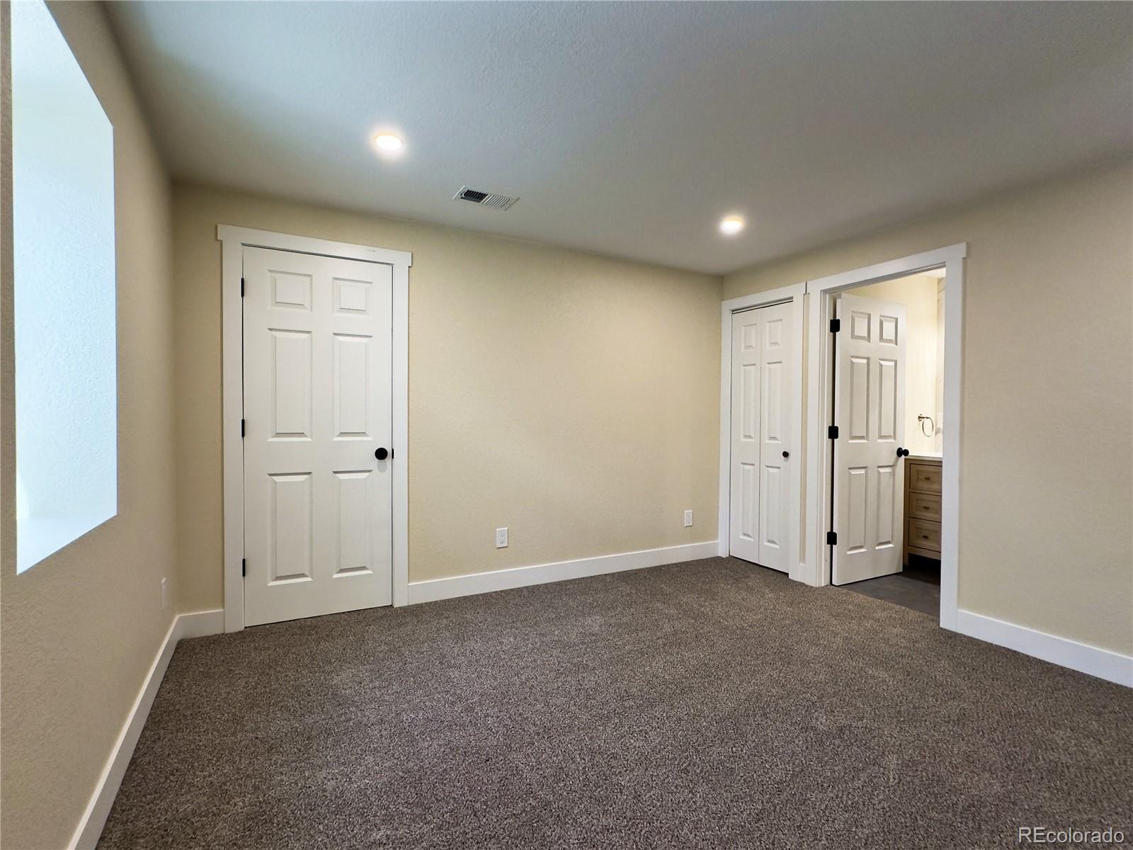 8071 Jasmine Street Dupont CO 80024