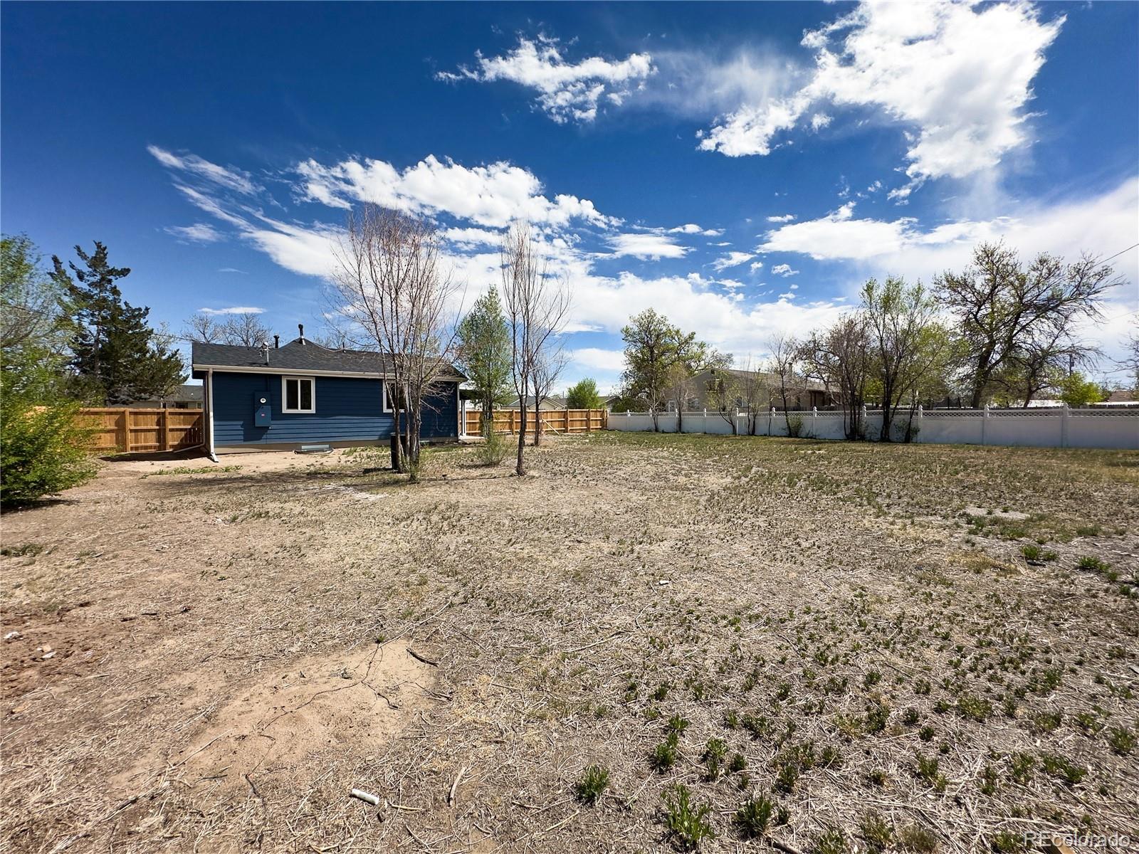 8071 Jasmine Street Dupont CO 80024