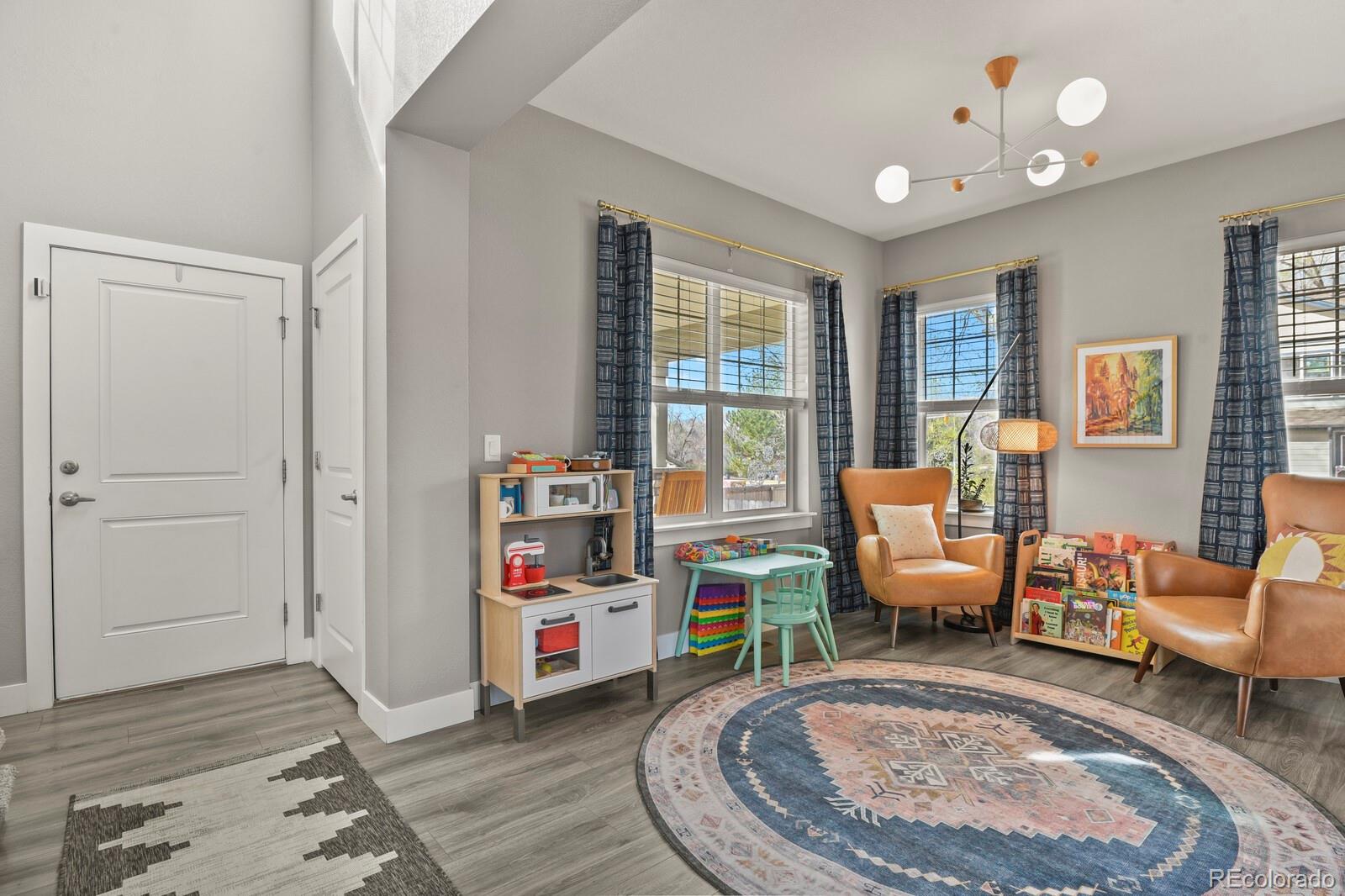 212 E Mountain View Avenue Longmont CO 80501