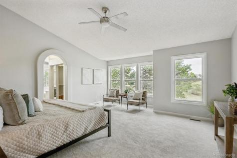 10086 Stratford Place Highlands Ranch CO 80126