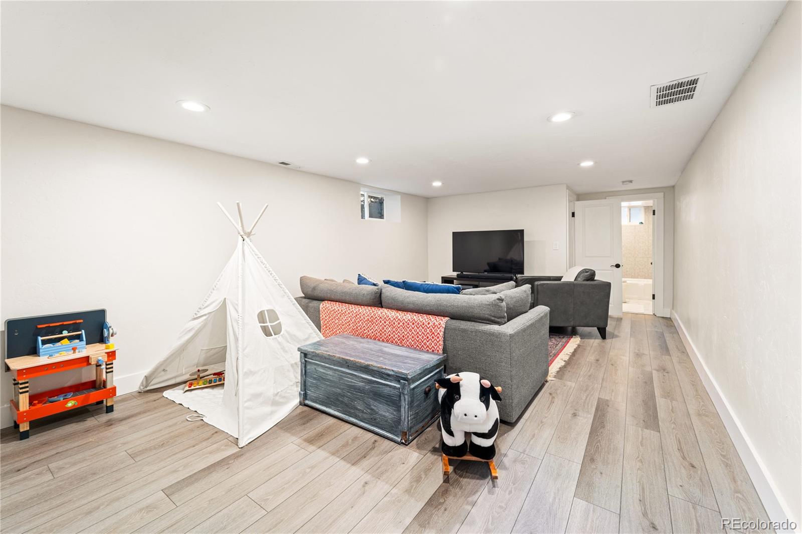 471 Elm Street Denver CO 80220