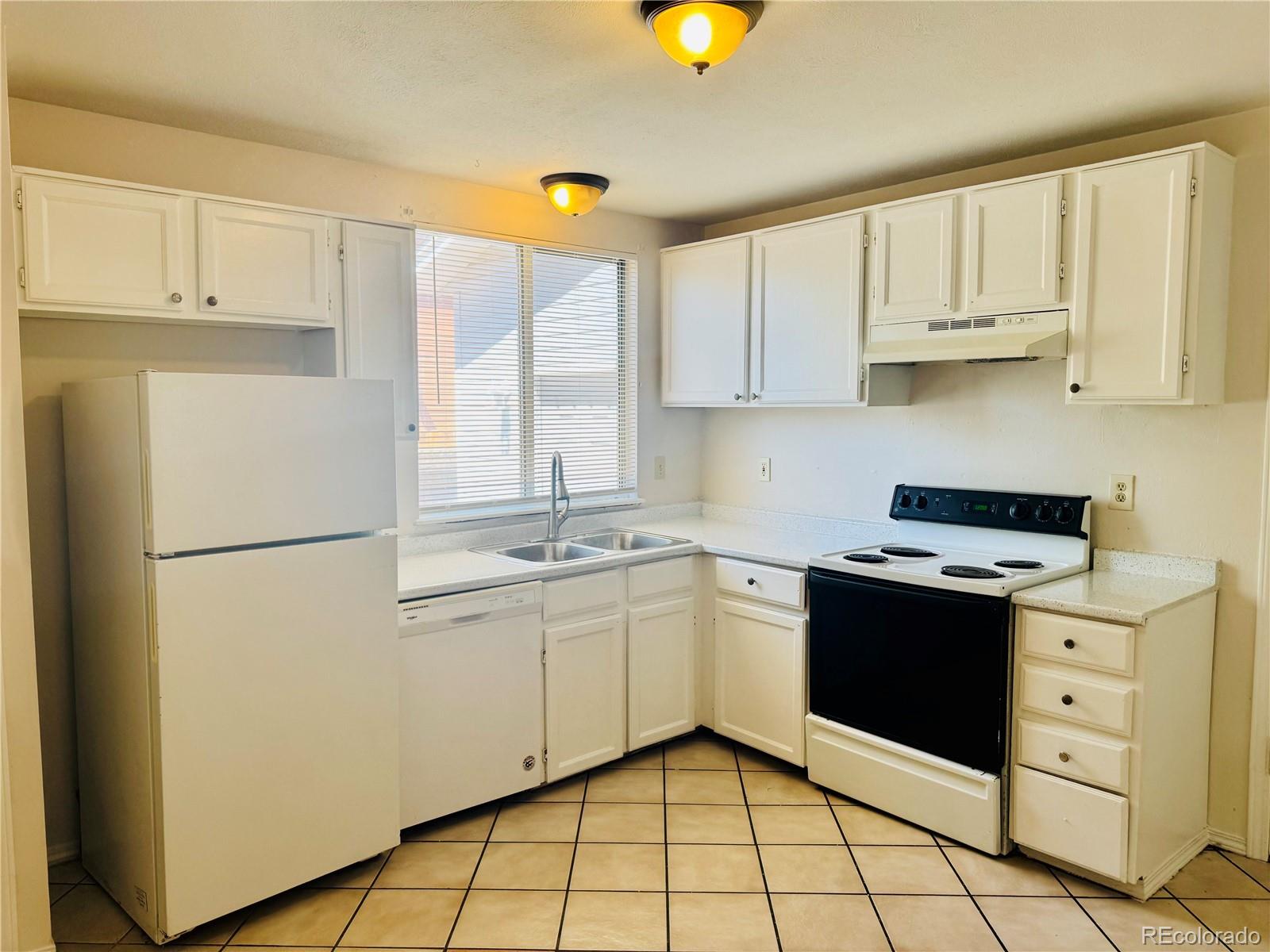 14862 E Elk Place Denver CO 80239