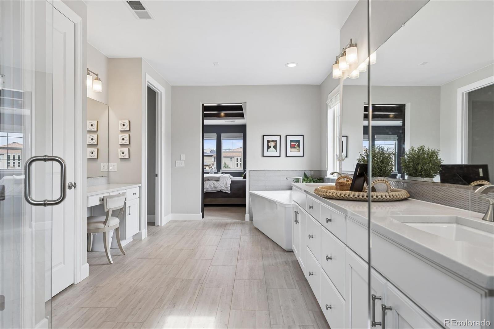 7003 E Lake Circle Centennial CO 80111