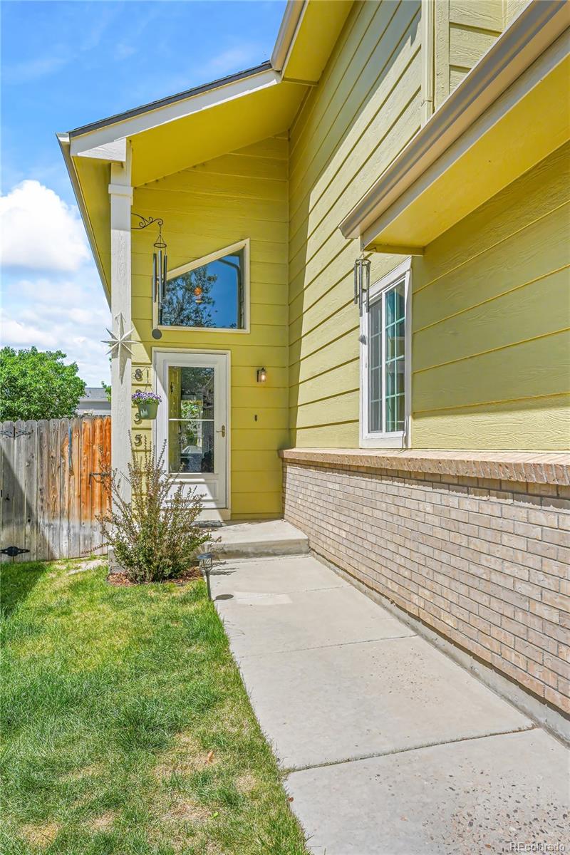 8855 Cloverleaf Circle Parker CO 80134