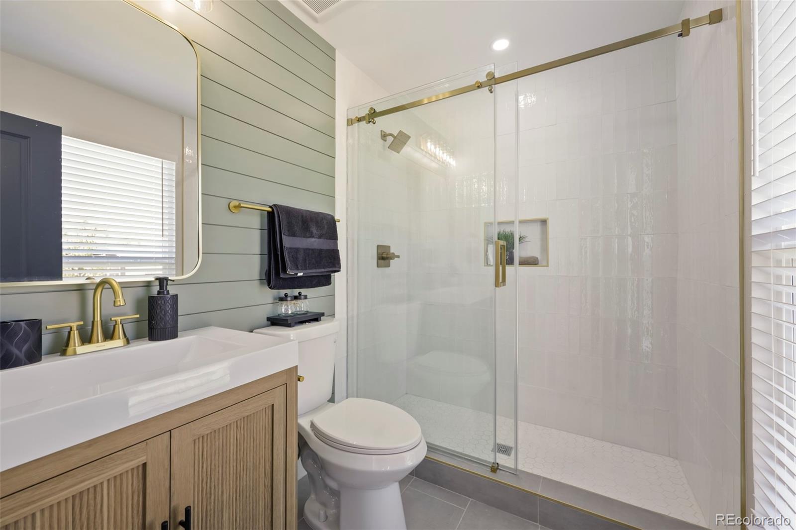 2710 W 101st Place Denver CO 80260